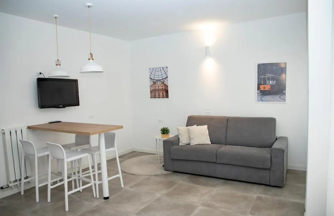 Easy Milano Apartment Navigli-1